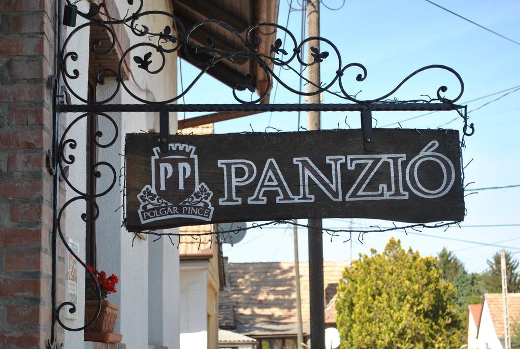Bed and Breakfast Polgar Panzio Виллань Экстерьер фото