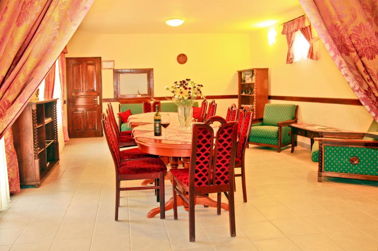Bed and Breakfast Polgar Panzio Виллань Экстерьер фото